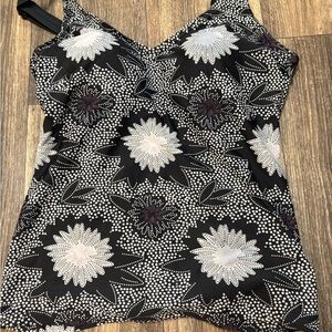Black and White Floral Women's Top